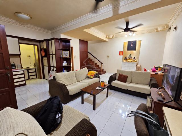 Kota Kemuning Double Storey Cluster House 1