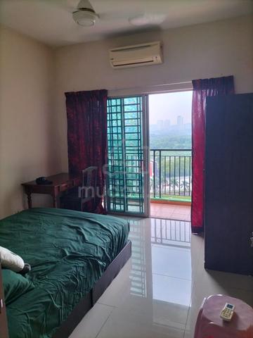 (Balcony Room/Murah/Near LRT) OUG Parklane Condo @ Midvalley 1