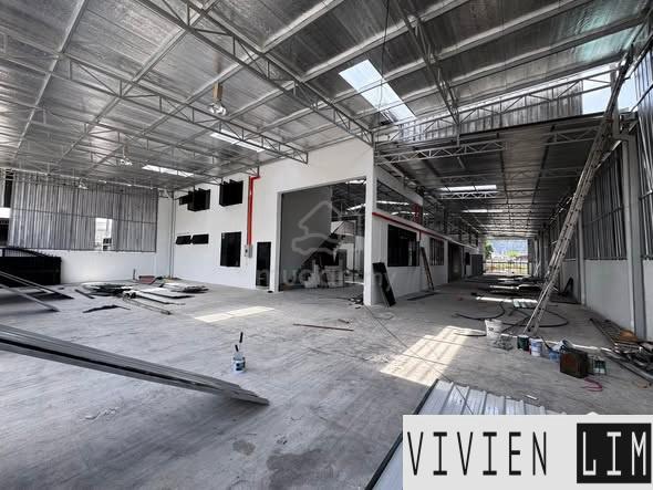 10500sqft 1.5-Storey Factory Kawasan Perindustrian Ringan Sri Rapat Re 1