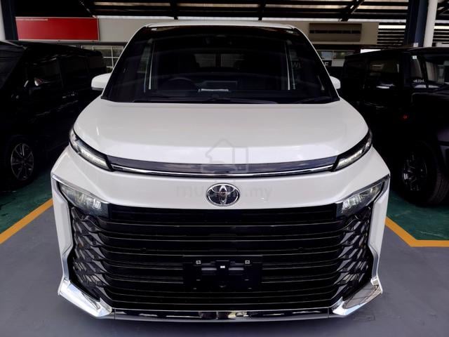 2023 Toyota VOXY 2.0 S-Z (A) Power Boat - 4