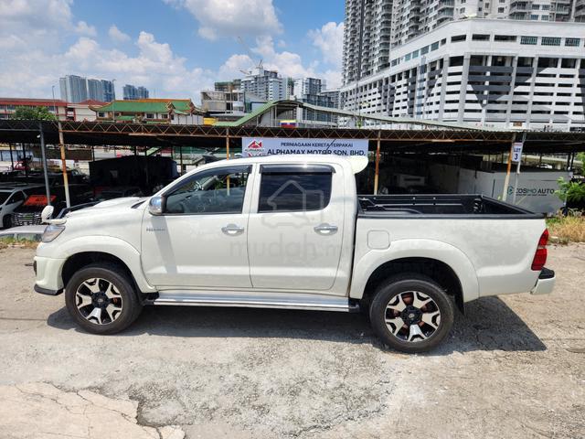 2013 Toyota HILUX 2.5 DOUBLE CAB (M) - 5