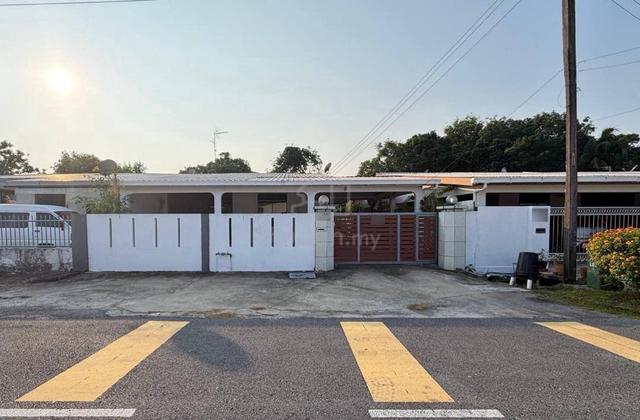 Single Storey Semi Detached House for Sale at Riam Miri 1