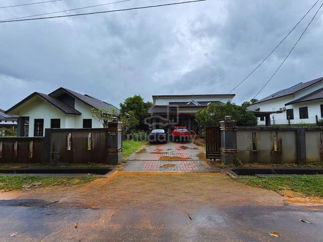 Rumah Semi D Setingkat Di Taman Perumahan Cherang Cina, Durian Guling 1