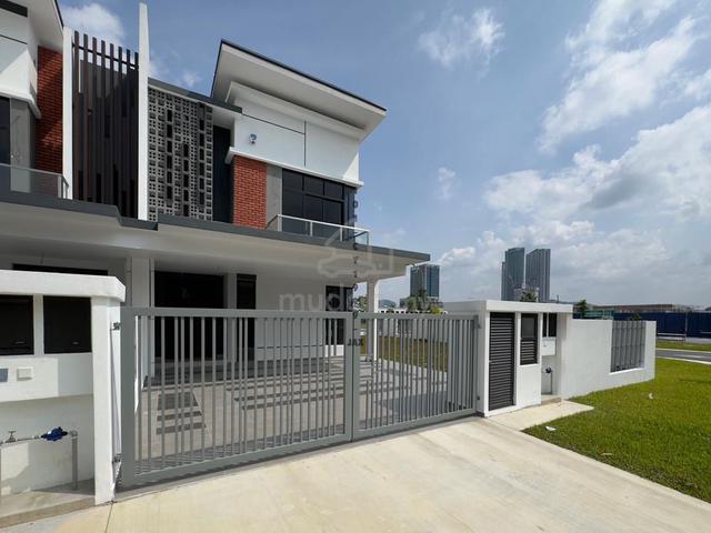 Brand New Cornerlot Setia Alam Musika Setia Indah 2 Sty Terrace House 1
