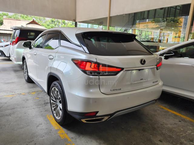 2021 Lexus RX300 2.0 F SPORT / VERSION L / BASE GR - 2