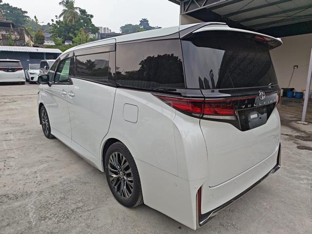 2024 Toyota VELLFIRE 2.4 Z PREMIER /BLACK INTERIOR - 4