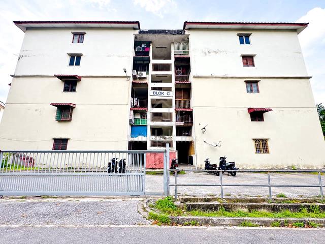 Flat Taman Mawar 1
