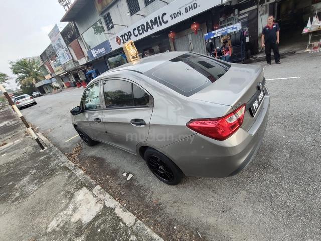 2017 Proton SAGA 1.3 EXECUTIVE CVT MY16 BT P2-13A - 2