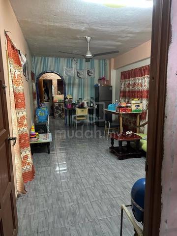 Flat Kelompok Camar (Port Klang) 3