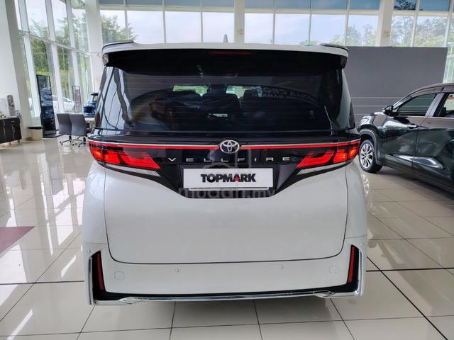 CBU Toyota VELLFIRE 2.5L (A) 1,550km Demo Unit - 4