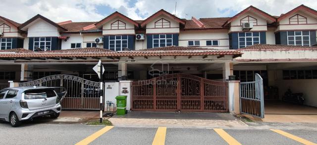 For Sale : Teres 2 Tingkat Indera Mahkota 8 ! Kuantan. 1