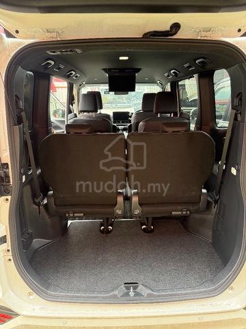 2022 Toyota NOAH 2.0 SG MZRA90W (A) - 2