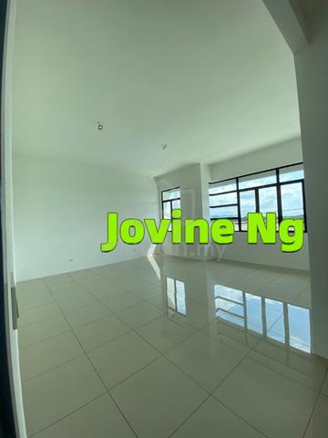 Huge Land ! 34 feet Car Porch | width 26ft Taman Desa Impian CORNER 4