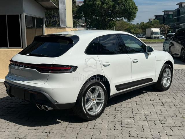 2022 Porsche MACAN 2.0 / 18 WAY / PDLS GRADE 4.5B - 2