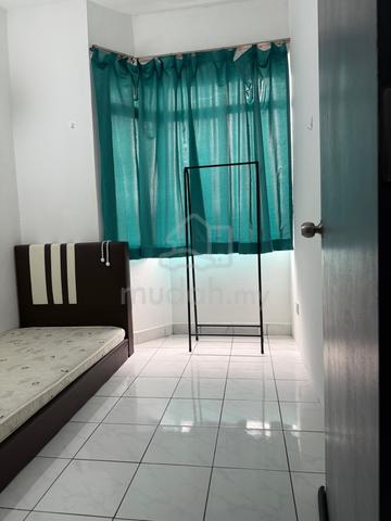 Small room @Kelana Puteri ss7/26 kelana Jaya 1