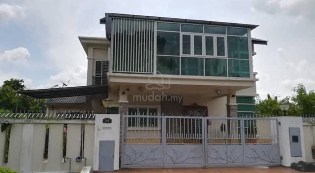 Puchong prima bungalow 1