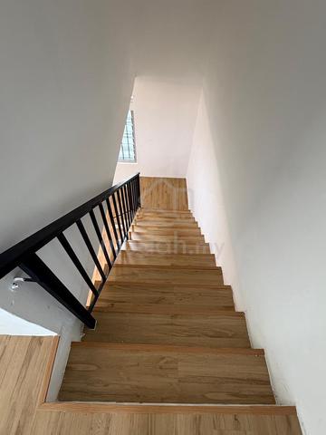 Kluang, Taman Pelangi, 2 Tingkat 3bilik Unblock View Full Loan + Reno 5