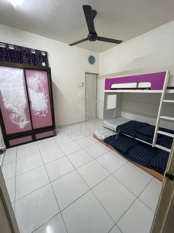 Bilik Disewa Taman Laguna 1