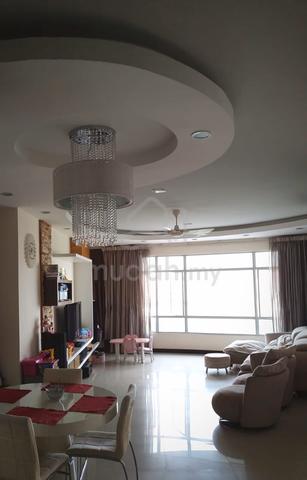 The View Condominium (Twin Towers) 1