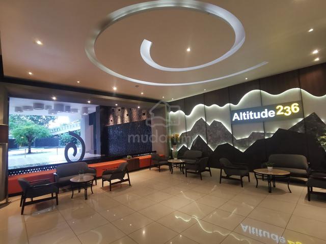 Altitude 236 1