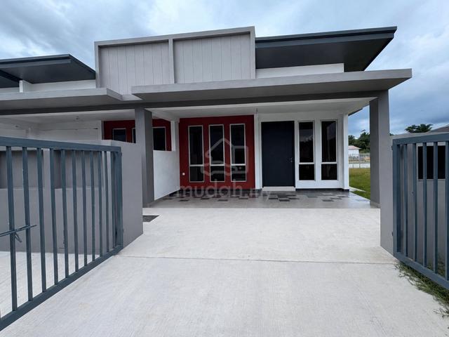 4BR 1 Storey Terraced House @ Taman Jenderam Lestari, Dengkil 1