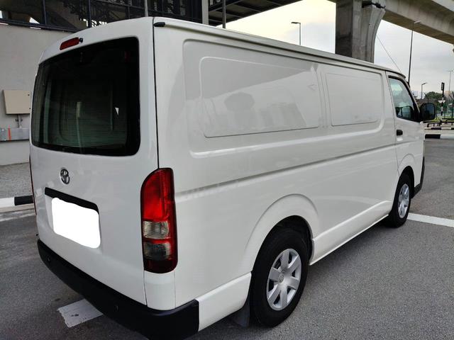 2013 Toyota HIACE 2.5 (M) Panel Van - 3