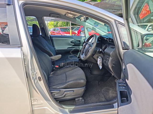 2013 Toyota WISH 1.8 (AUTO) - 4