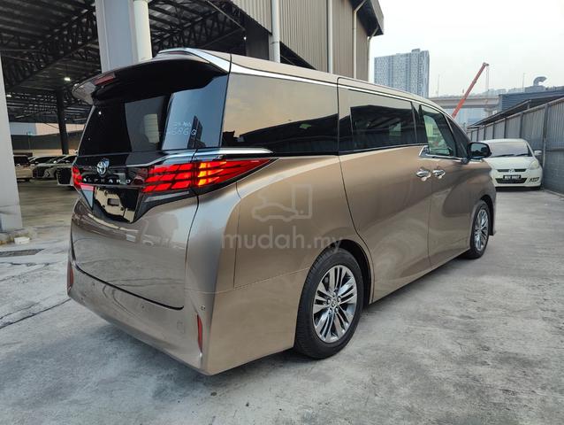 GOLD 2024 Toyota ALPHARD 2.5 Z SIDE STEP OFFER - 2