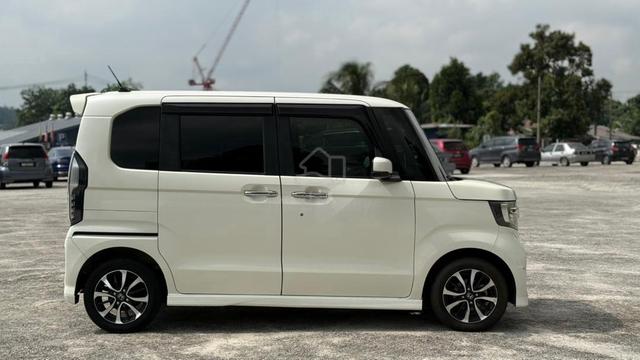 2017 Honda N BOX 660 CUSTOM G (A) STOCK CONDITION - 4