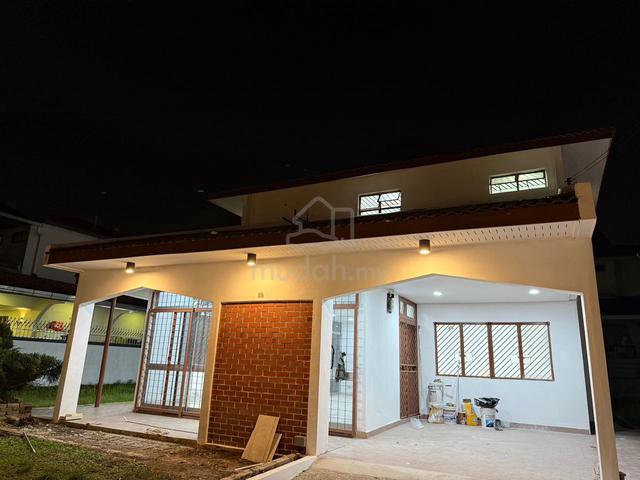 Bungalow 2storey Taman Suria Jb Town 60x75 New Renovation 4bed 1