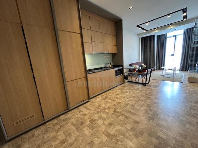 Expressionz Professional Suites 1