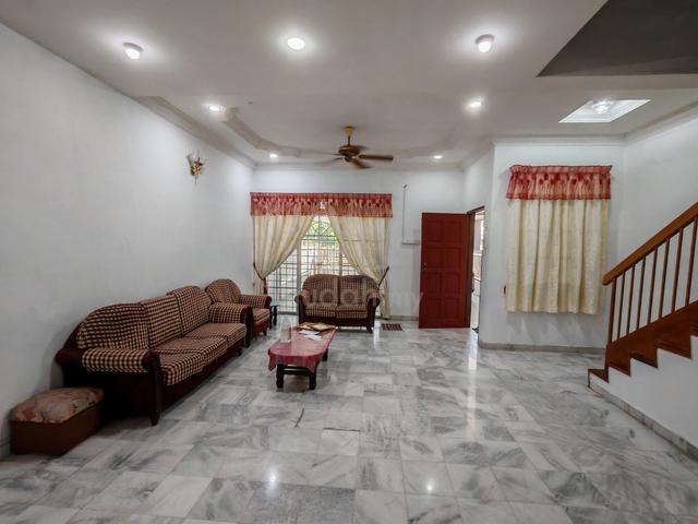 OPEN FACING PARTLY FURNISHED 2 Storey Terrace Bandar Laguna Merbok 1