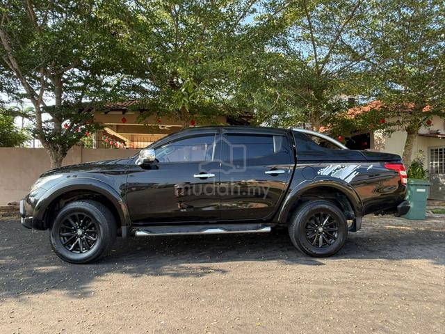 Mitsubishi TRITON 2.5 VGT (A) PHANTOM EDITION - 5