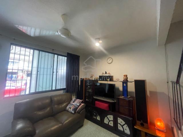 Sri Petaling KL 1.5 storey house with renovated 1