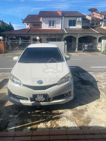 2009 Toyota WISH 1.8 X (A) - 1