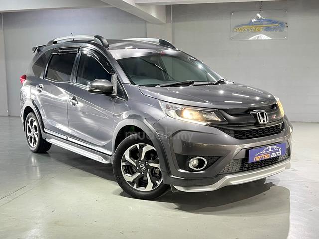 2017 Honda BR-V 1.5 V SUV / 7 Seater / Reverse cam - 1