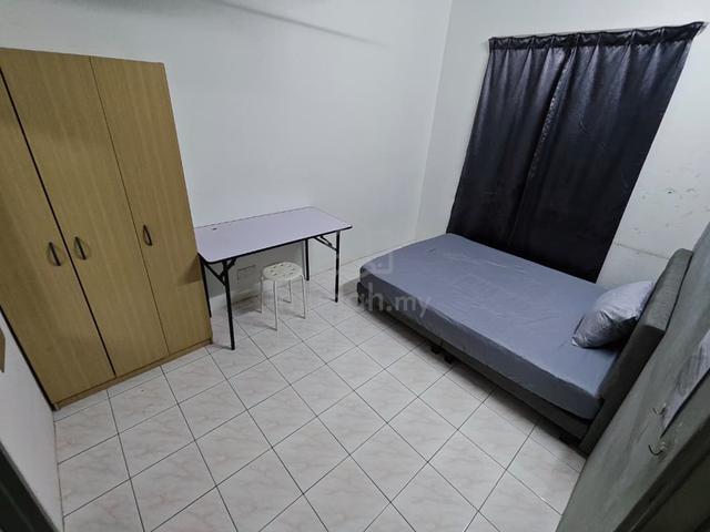 Cemara Apartment Cheras LRT Salak Selatan FreeWiFi+Utility Master Room 1