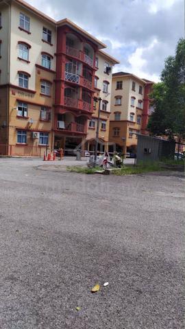 Bandar Universiti Lagenda, Mantin 1