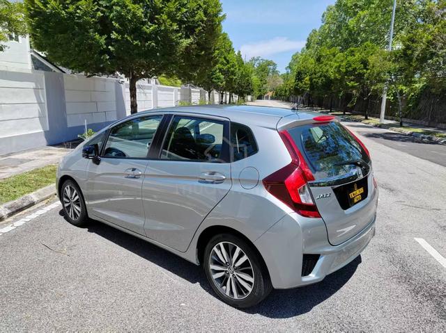 2016 Honda JAZZ 1.5 V (A) - 5