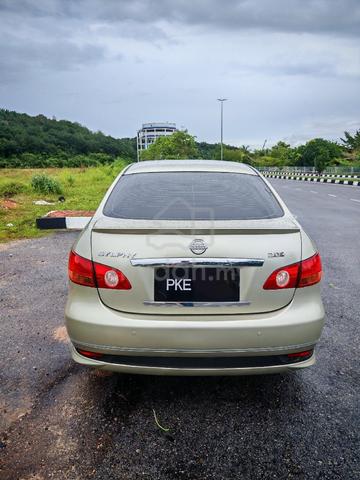 2011 Nissan SYLPHY 2.0 LUXURY G11 (A) - 4
