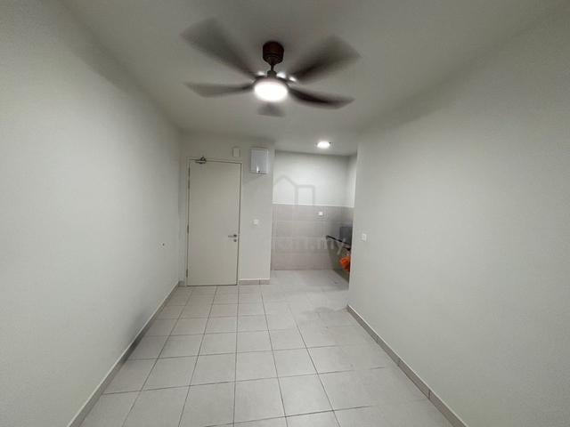 Residensi Max 1