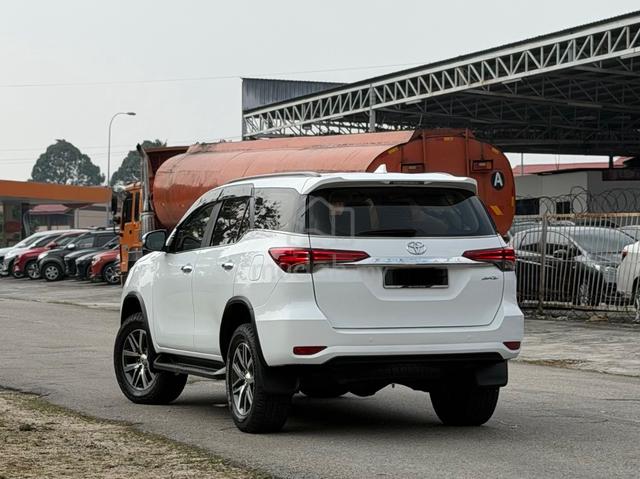 5Years Warranty✅2018 Toyota FORTUNER 2.7 SRZ 4X4 - 3