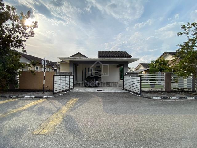 FULLY RENOVATE Banglo setingkat Taman Rupawan Indah, Kepala Batas 1