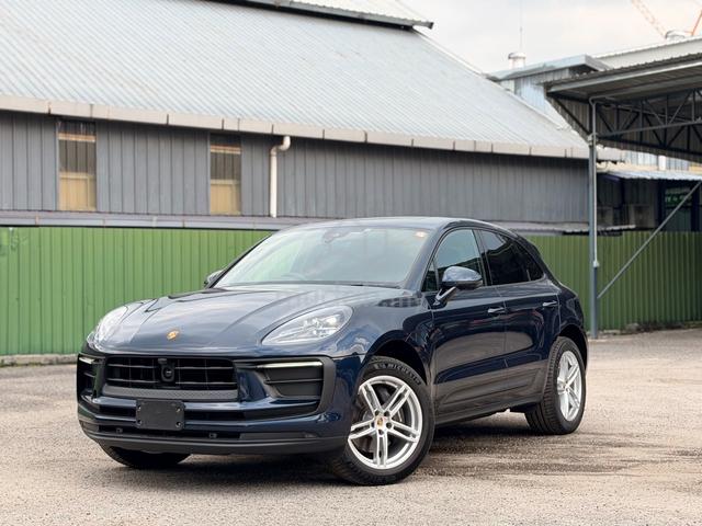 2023 Porsche MACAN SUNROOF PDLS BOSS SYSTEM - 1