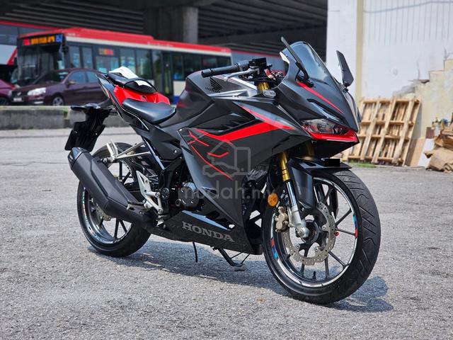 2023 Honda CBR150 ( 27K KM & 99% NEW ) FULL LOAN - photo 7 of 10