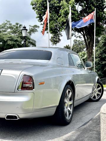 2011 Rolls Royce Phantom Coupe 16k km Rare Unit - 5