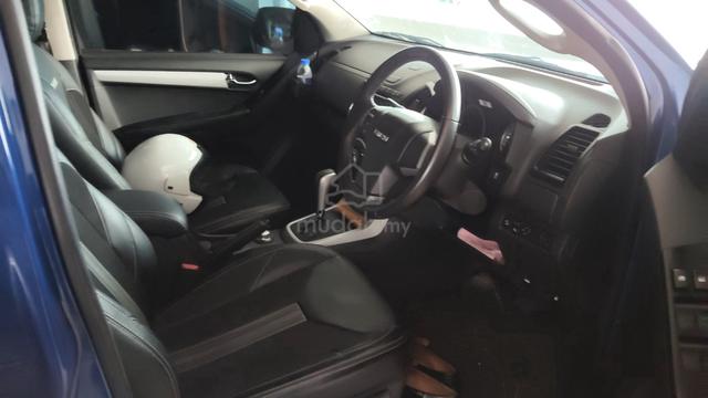 2020 Isuzu D-MAX 1.9 PREMIUM MY16 RT FACELIFT (A) - 5