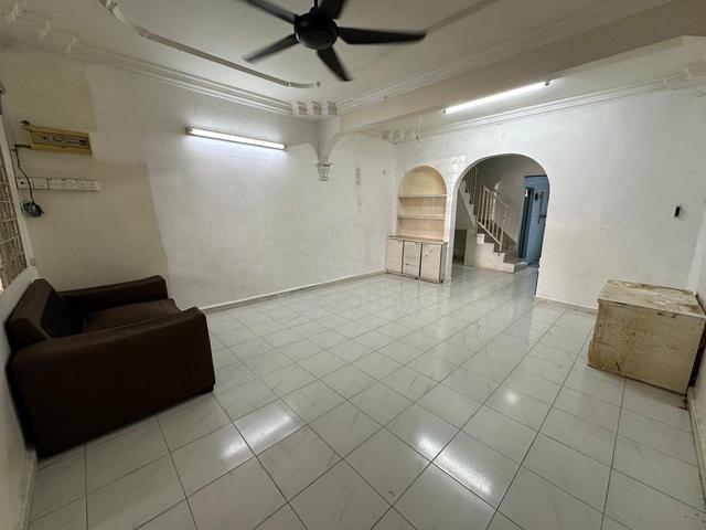 Saleng,Double Storey Low Cost Jalan Serunai,Saleng 1