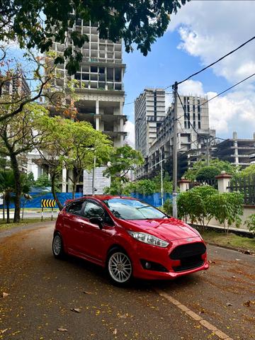 Ford Fiesta Zetec S 1.5 (A) 2013 - 1
