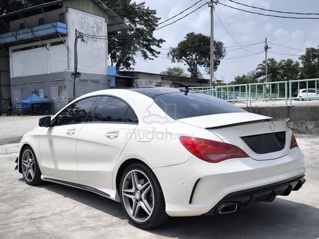 2017 Mercedes Benz CLA250 4 MATIC (CBU) 2.0 - 5